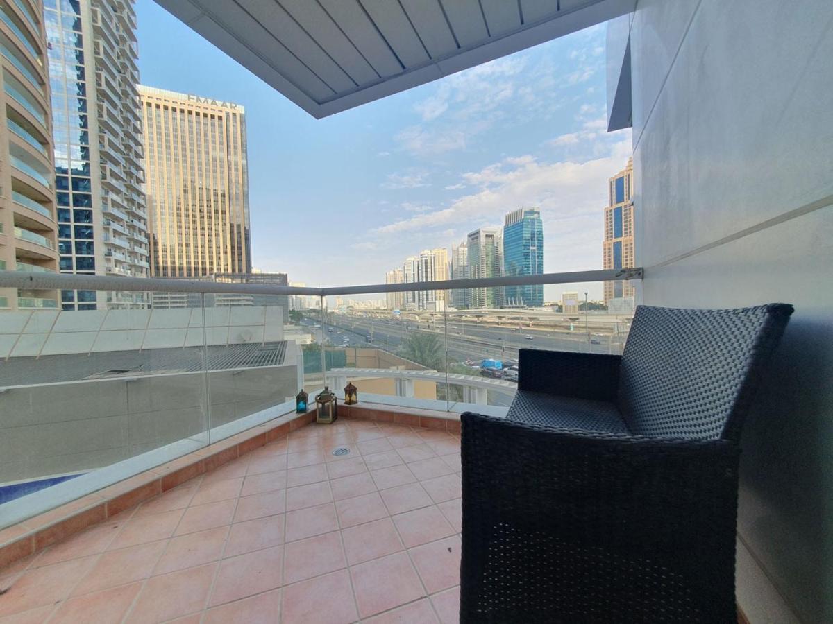 La Riviera Apartment Dubai Exterior photo